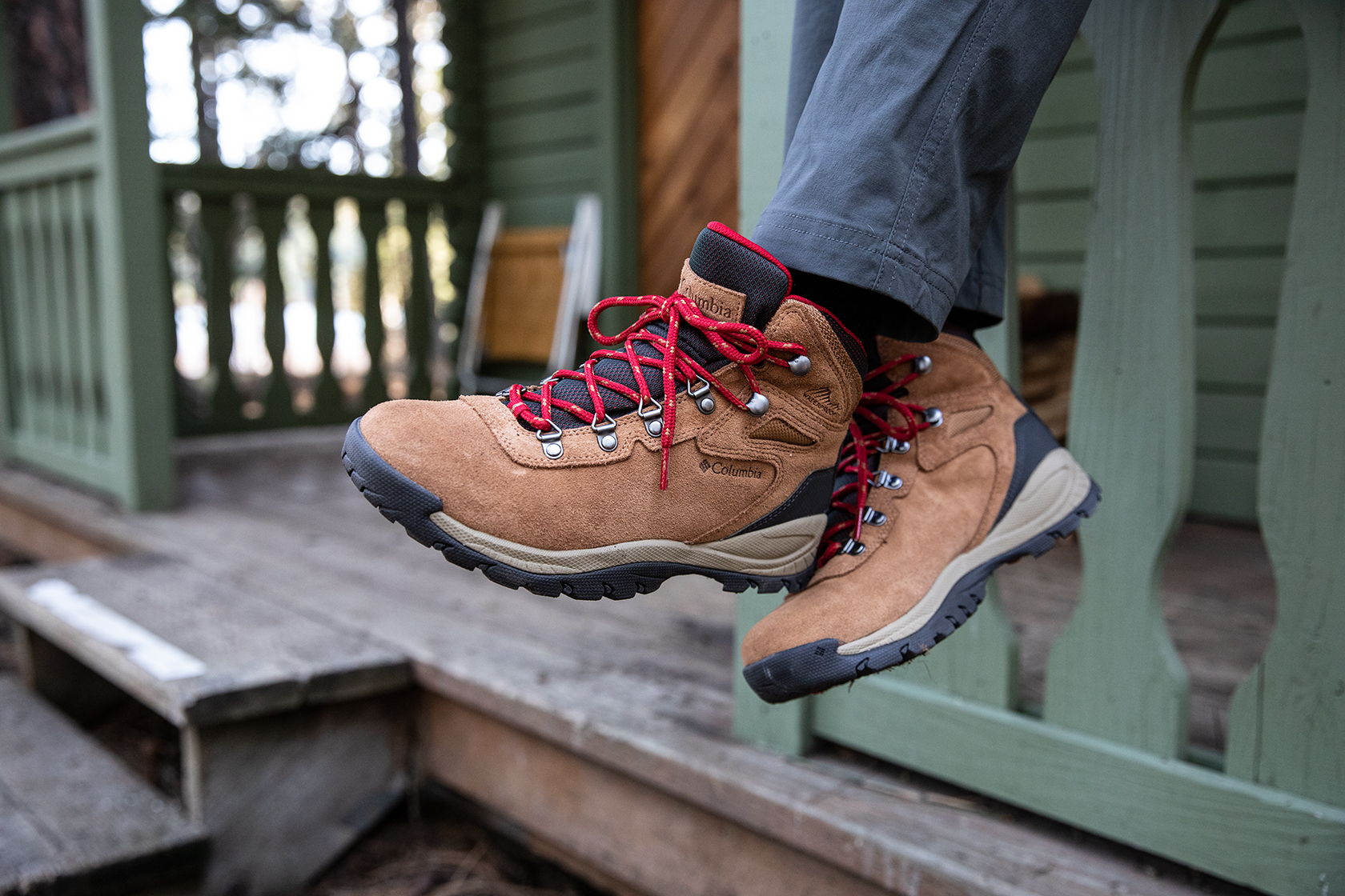 Waterproof or Not? Choosing the Right Hiking Boot.